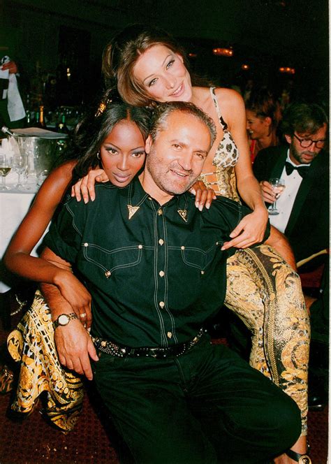 carla bruni versace 90's|gianni versace death.